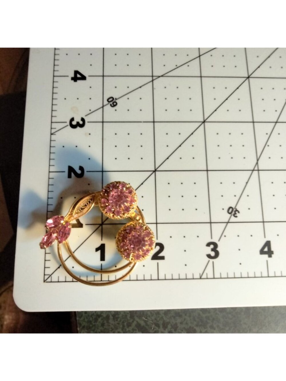 Brooch Pink Rhinestone Elegant Floral Design Dual Circle Gold Tone 2 Inch - Picture 2 of 5